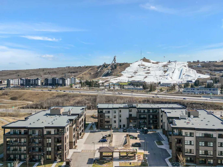 3206-80 Greenbriar Place NW, Calgary, AB, T3B 6J4 - 4