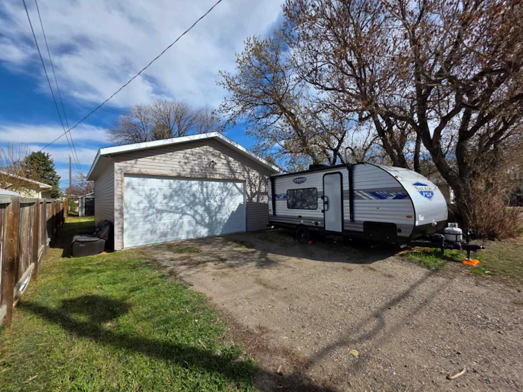 2112 17 Street, Coaldale, AB, T1M 1G1 - 21