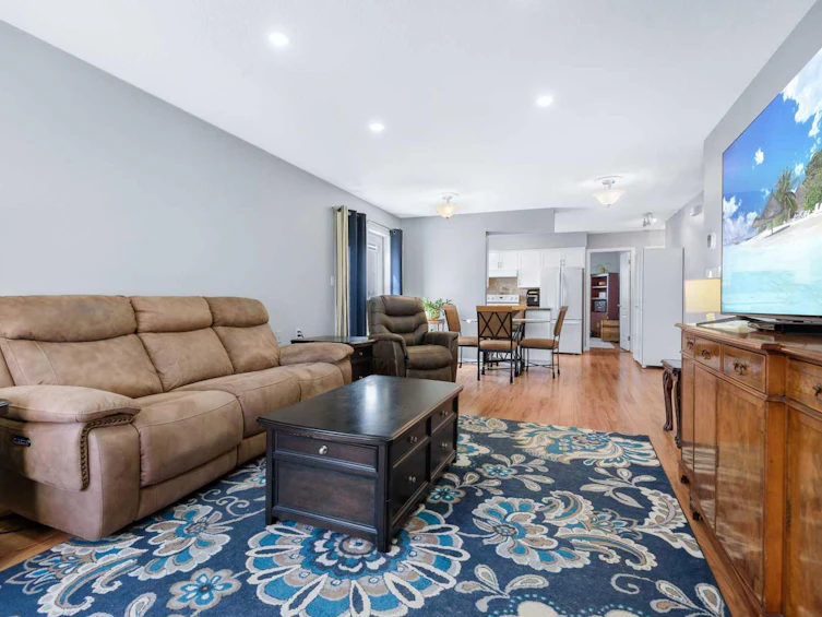 32 Dale Close, Red Deer, AB, T4R 2L5 - 8