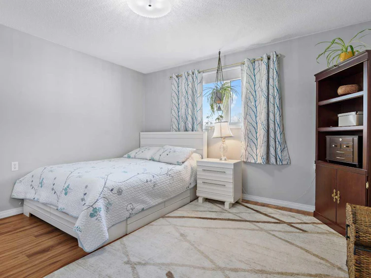 32 Dale Close, Red Deer, AB, T4R 2L5 - 23