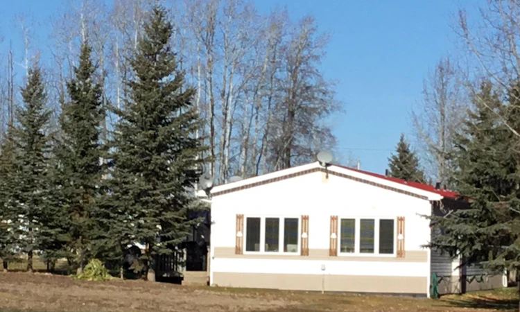453 Grassy Way