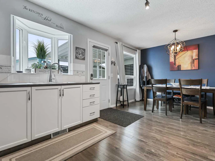 27 Martin Crossing Close NE, Calgary, AB, T3J 3R5 - 10