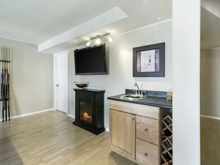 143 Everhollow Way SW, Calgary, AB, T2Y 4R7 - 36