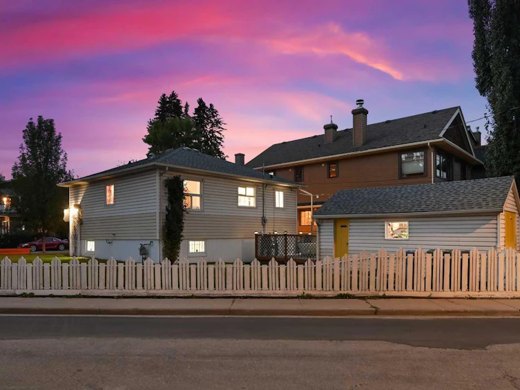 404 11a Street NW, Calgary, AB, T2N 1Y1 - 10