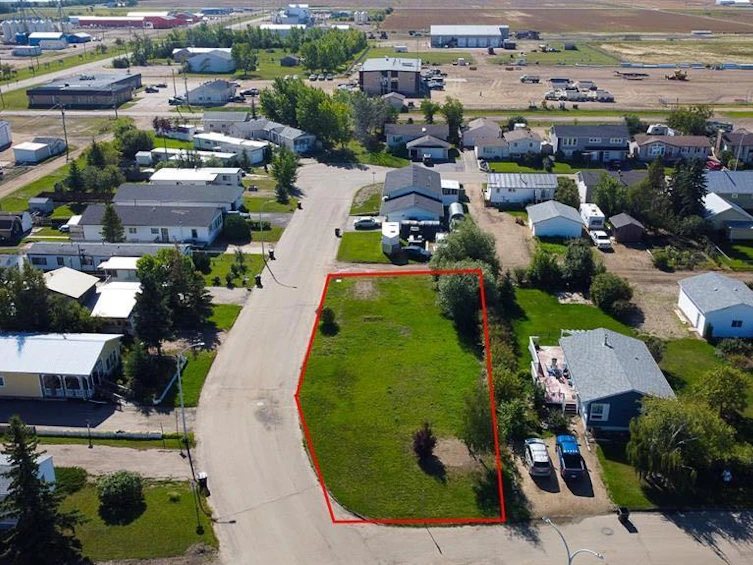 103 5 Avenue SW, Falher, AB, T0H 1M0 - 2