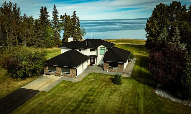 30 Executive Estates