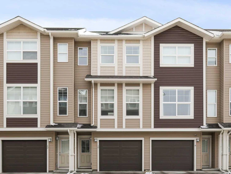 10 Legacy Path SE, Calgary, AB, T2X 4H9