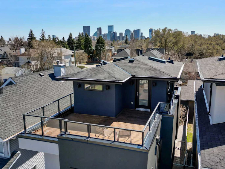 805 19 Avenue NW, Calgary, AB, T2M 0Z4 - 6