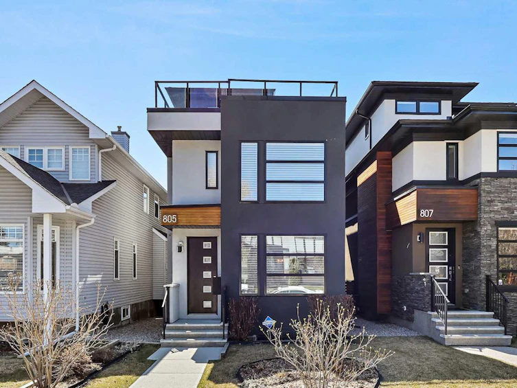 805 19 Avenue NW, Calgary, AB, T2M 0Z4