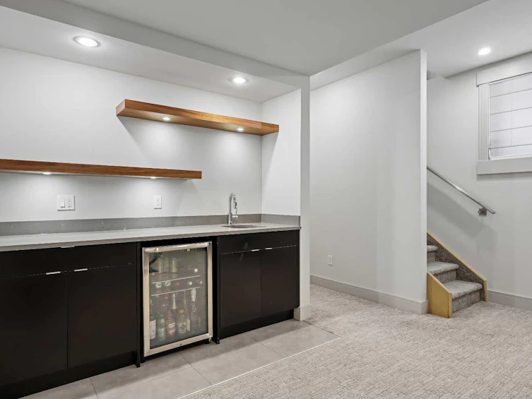 805 19 Avenue NW, Calgary, AB, T2M 0Z4 - 33