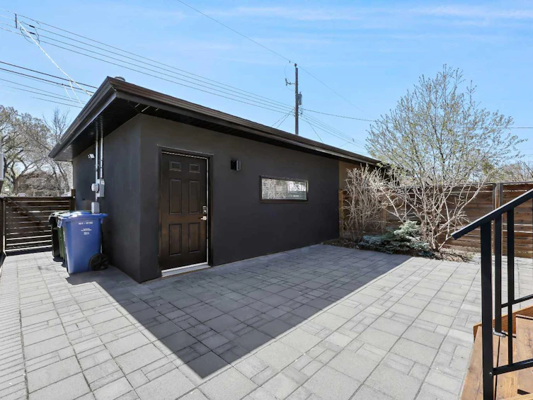 805 19 Avenue NW, Calgary, AB, T2M 0Z4 - 43