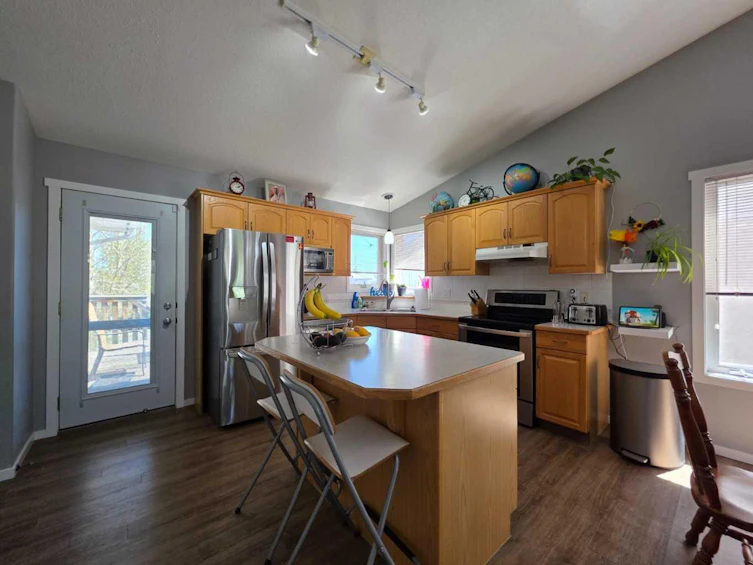43 Mt Blakiston Road W, Lethbridge, AB, T1K 6P9 - 22