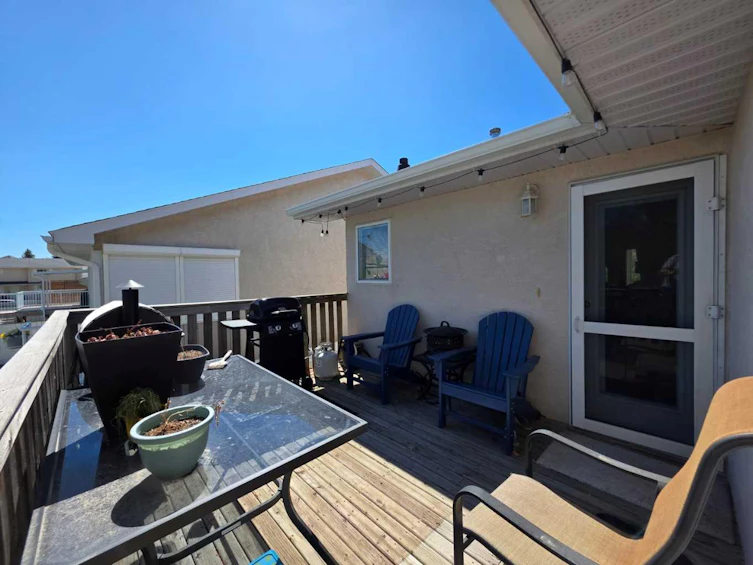 43 Mt Blakiston Road W, Lethbridge, AB, T1K 6P9 - 7