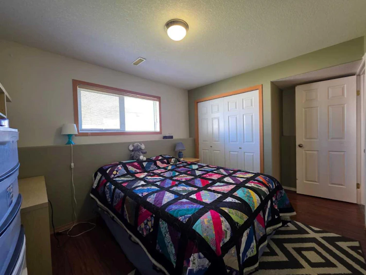 43 Mt Blakiston Road W, Lethbridge, AB, T1K 6P9 - 42
