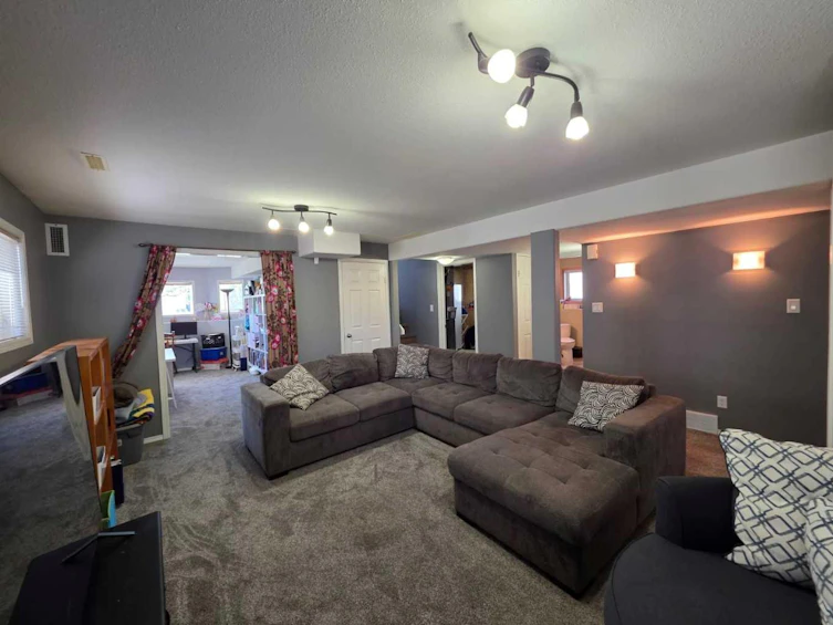 43 Mt Blakiston Road W, Lethbridge, AB, T1K 6P9 - 33
