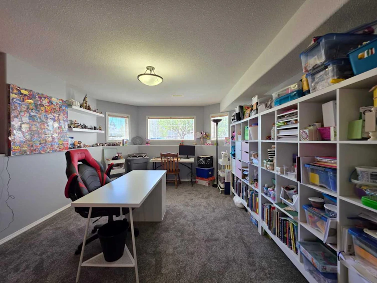 43 Mt Blakiston Road W, Lethbridge, AB, T1K 6P9 - 35