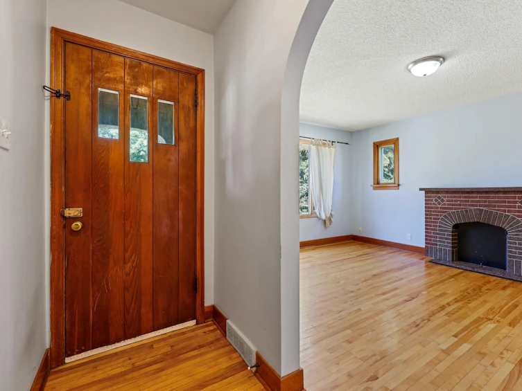 435 14 Avenue NE, Calgary, AB, T2E 1E6 - 5