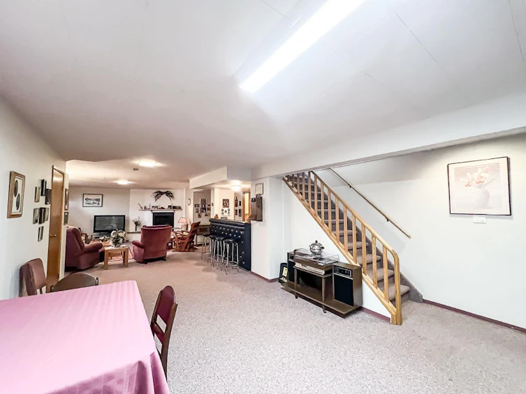 128 3 Avenue SE, Falher, AB, T0H 1M0 - 17