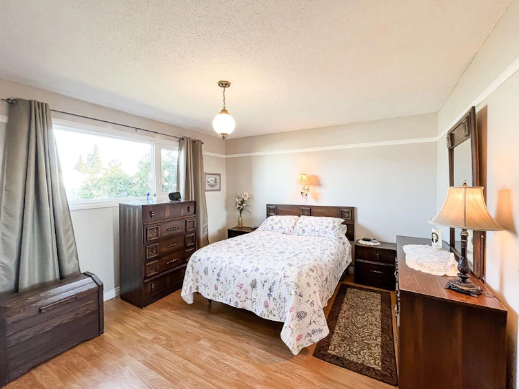 128 3 Avenue SE, Falher, AB, T0H 1M0 - 9