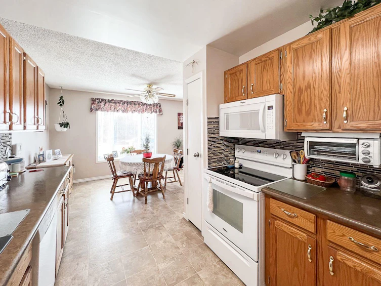 128 3 Avenue SE, Falher, AB, T0H 1M0 - 5