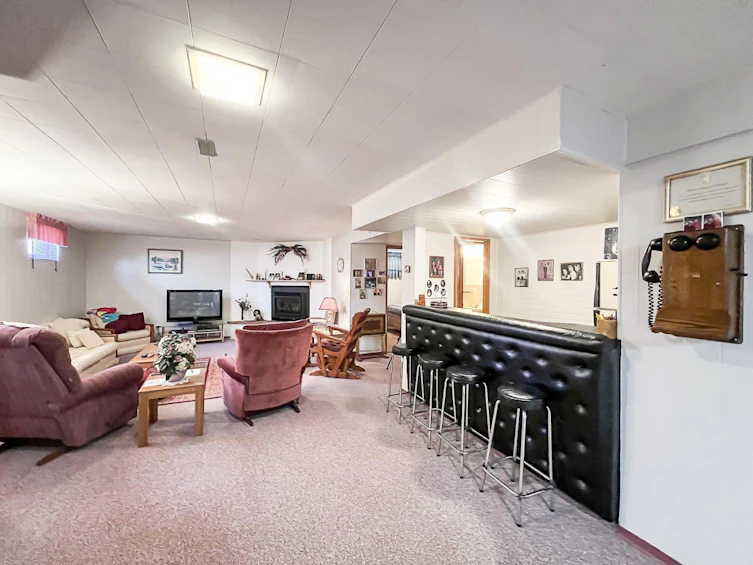 128 3 Avenue SE, Falher, AB, T0H 1M0 - 18