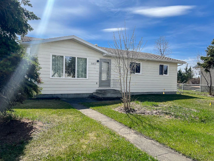 5403 Gravel Avenue, Smoky River M.D., AB, T0H 1M0 - 2
