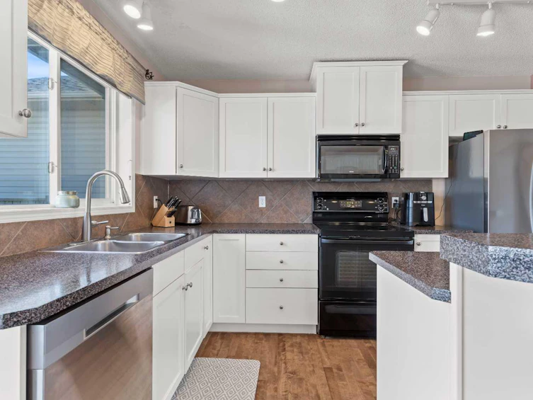116 Prestwick Point SE, Calgary, AB, T2Z 4K7 - 15