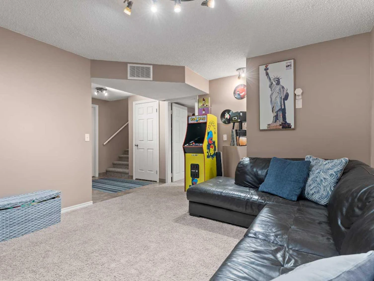 116 Prestwick Point SE, Calgary, AB, T2Z 4K7 - 38