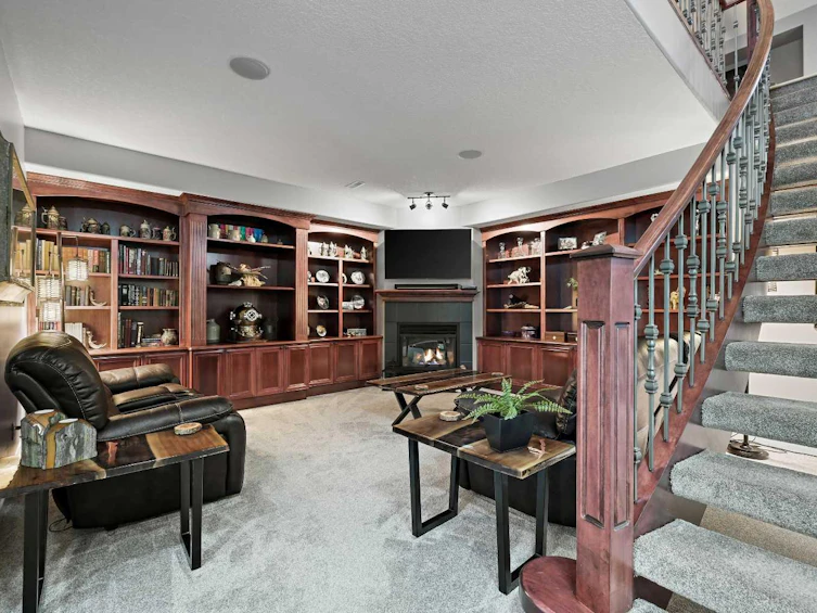 110 Discovery Ridge Boulevard SW, Calgary, AB, T3H 4Y2 - 25