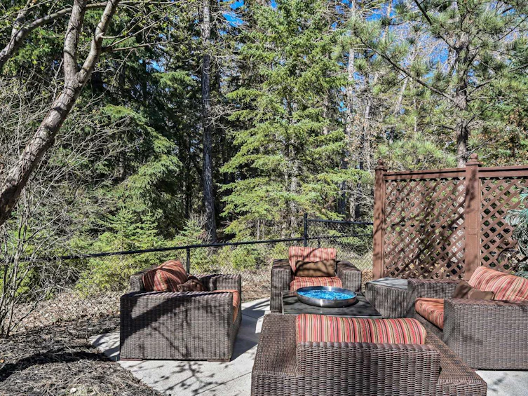 110 Discovery Ridge Boulevard SW, Calgary, AB, T3H 4Y2 - 40