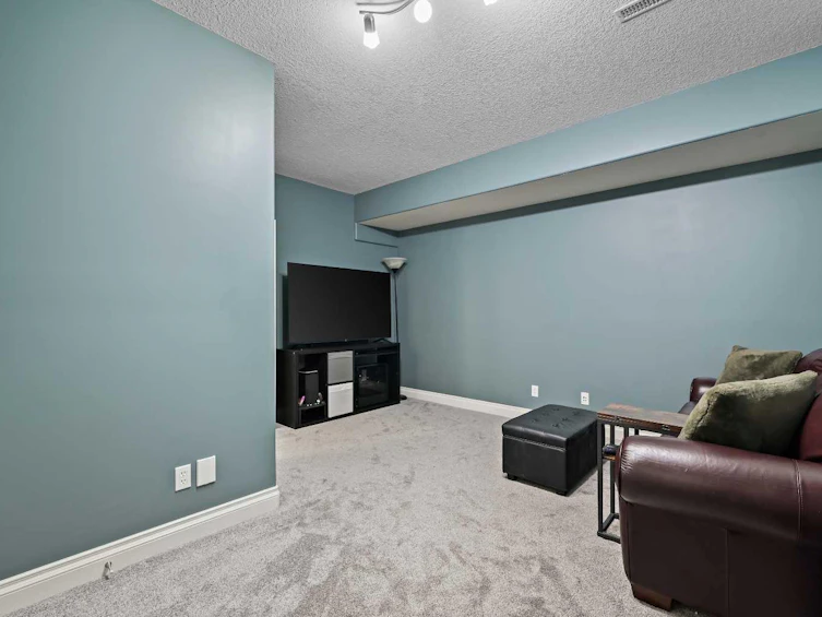 110 Discovery Ridge Boulevard SW, Calgary, AB, T3H 4Y2 - 35
