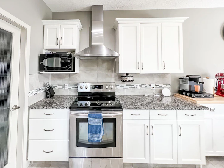 12609 107 Street, Grande Prairie, AB, T8V 2L7 - 9
