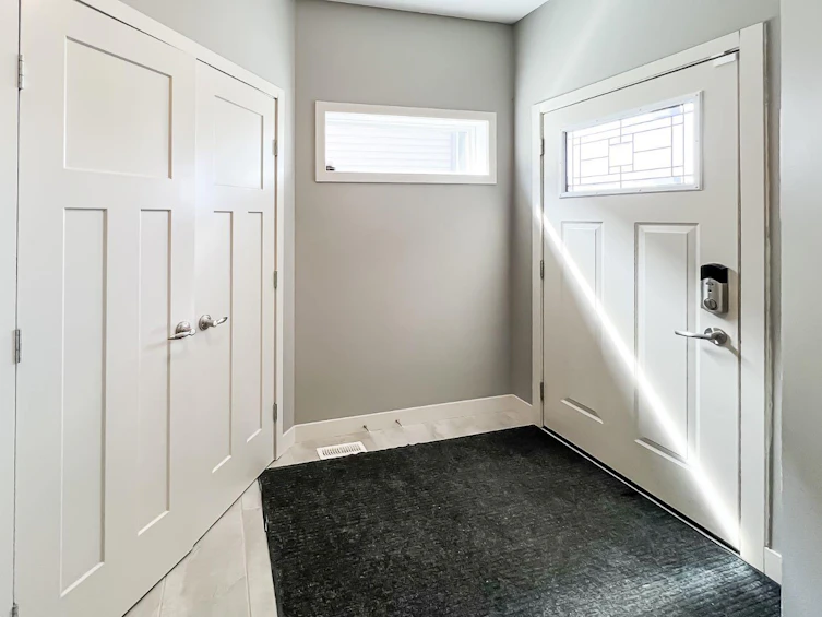 12609 107 Street, Grande Prairie, AB, T8V 2L7 - 4