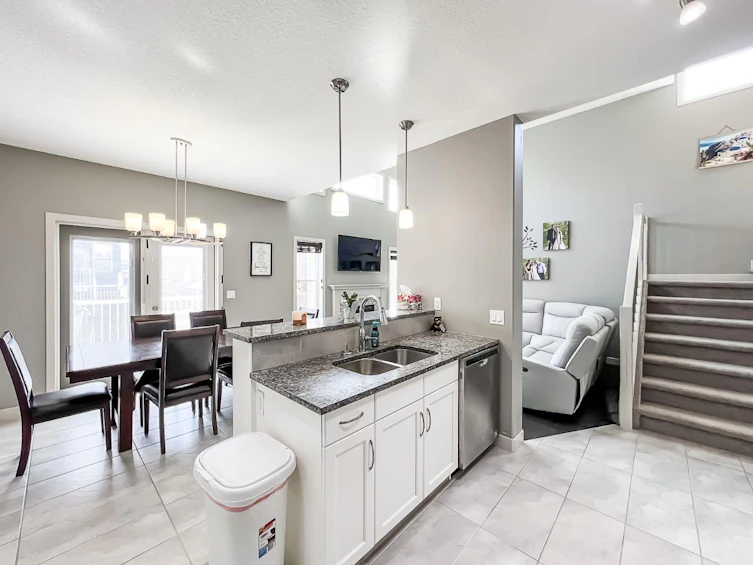 12609 107 Street, Grande Prairie, AB, T8V 2L7 - 7