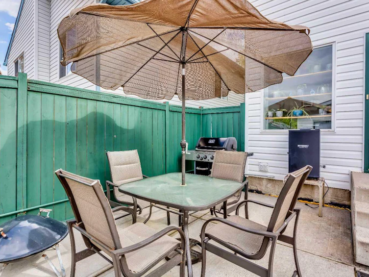 204 Mt Aberdeen Circle SE, Calgary, AB, T2Z 3H3 - 26