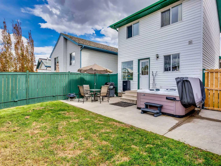 204 Mt Aberdeen Circle SE, Calgary, AB, T2Z 3H3 - 24