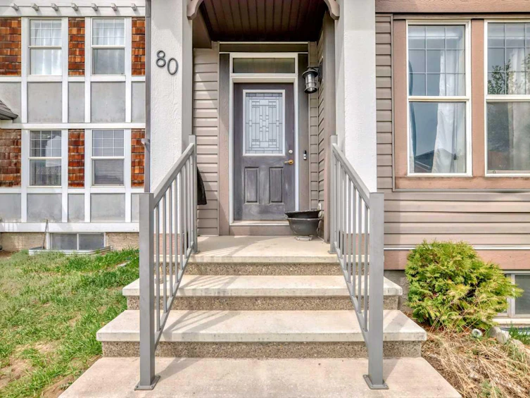 80 New Brighton Grove SE, Calgary, AB, T2Z 1G4 - 3