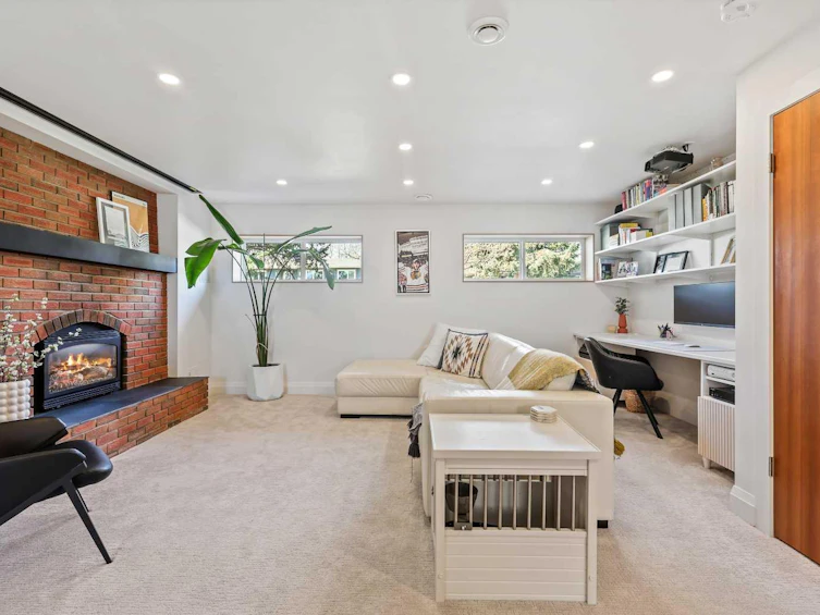 10016 2 Street SE, Calgary, AB, T2J 0W4 - 27