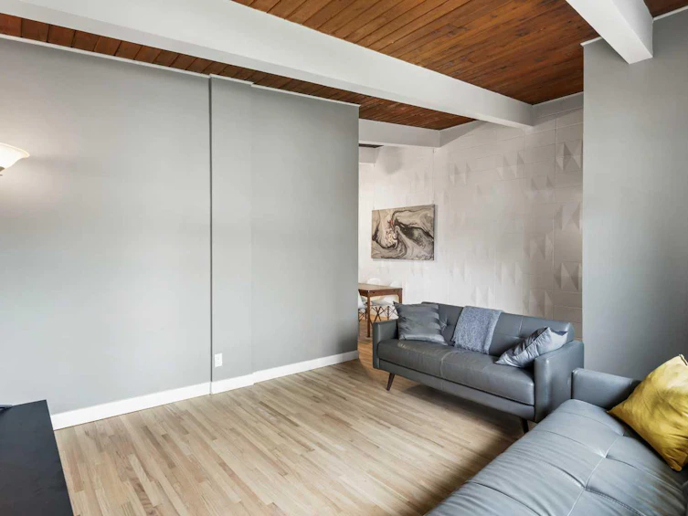 2840 39 Street SW, Calgary, AB, T2E 3G7 - 3