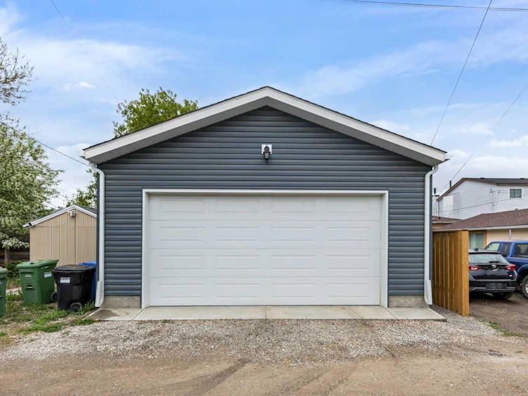 2840 39 Street SW, Calgary, AB, T2E 3G7 - 30