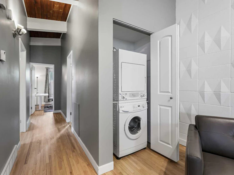 2840 39 Street SW, Calgary, AB, T2E 3G7 - 12