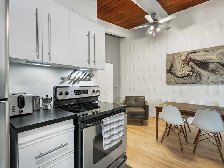 2840 39 Street SW, Calgary, AB, T2E 3G7 - 11