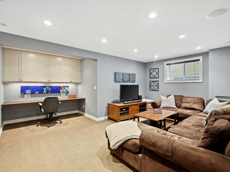 35 Sierra Nevada Close SW, Calgary, AB, T3H 3H5 - 30