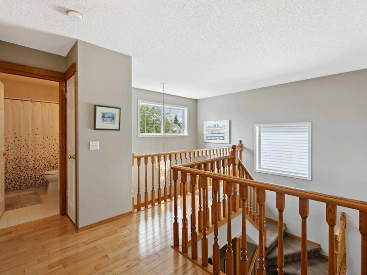 35 Sierra Nevada Close SW, Calgary, AB, T3H 3H5 - 21