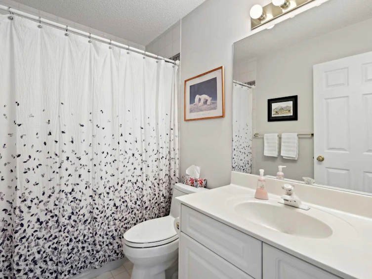 35 Sierra Nevada Close SW, Calgary, AB, T3H 3H5 - 27