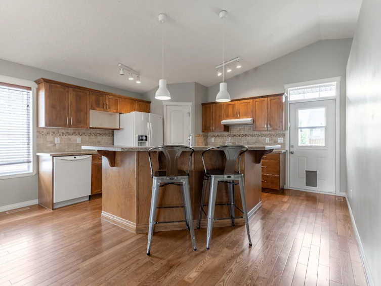 130 Tartan Boulevard W, Lethbridge, AB, T1J 5A6 - 6