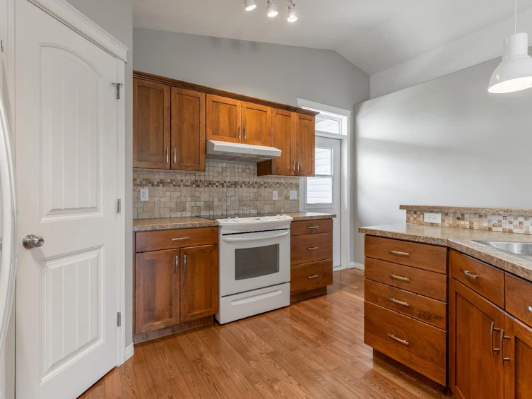 130 Tartan Boulevard W, Lethbridge, AB, T1J 5A6 - 7