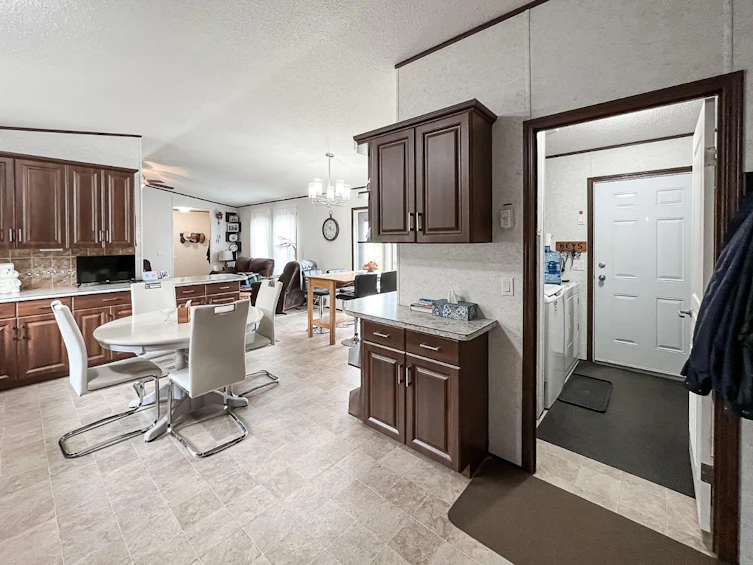 016 Maplewood Ave (Railway Ave), Birch Hills County, AB, T0H 3R0 - 3