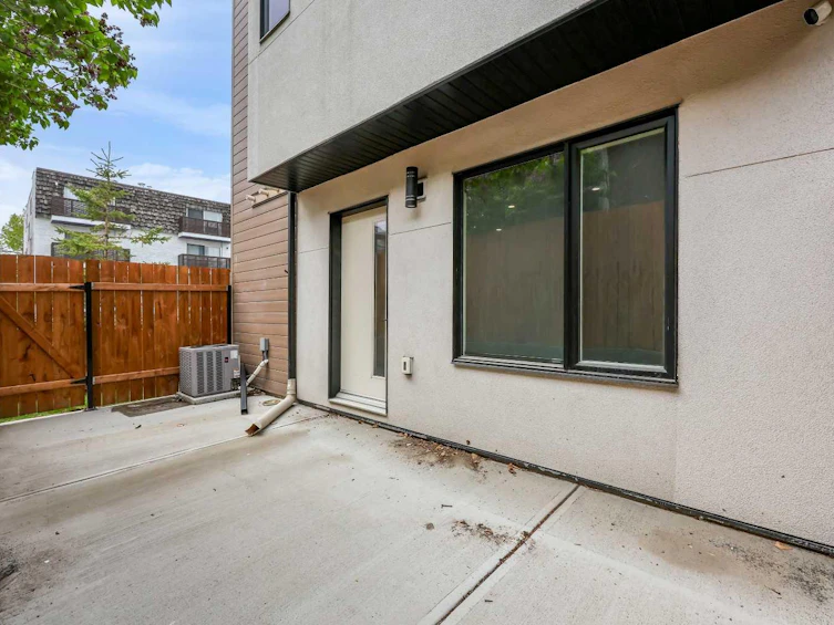 2502 15 Street SW, Calgary, AB, T2T 3Z5 - 37