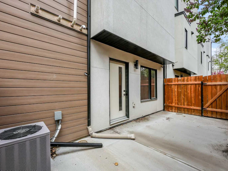 2502 15 Street SW, Calgary, AB, T2T 3Z5 - 36